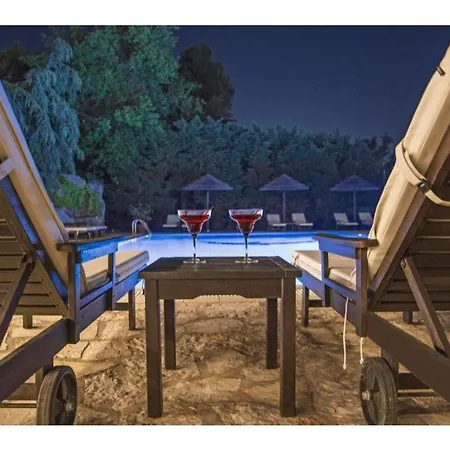 Corfu Club Maisonette 3 Apart-hotel