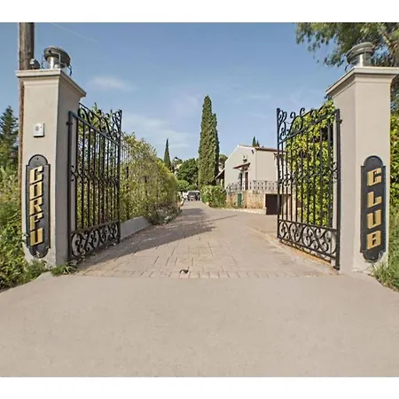 Apart-hotel Corfu Club Maisonette 3 *